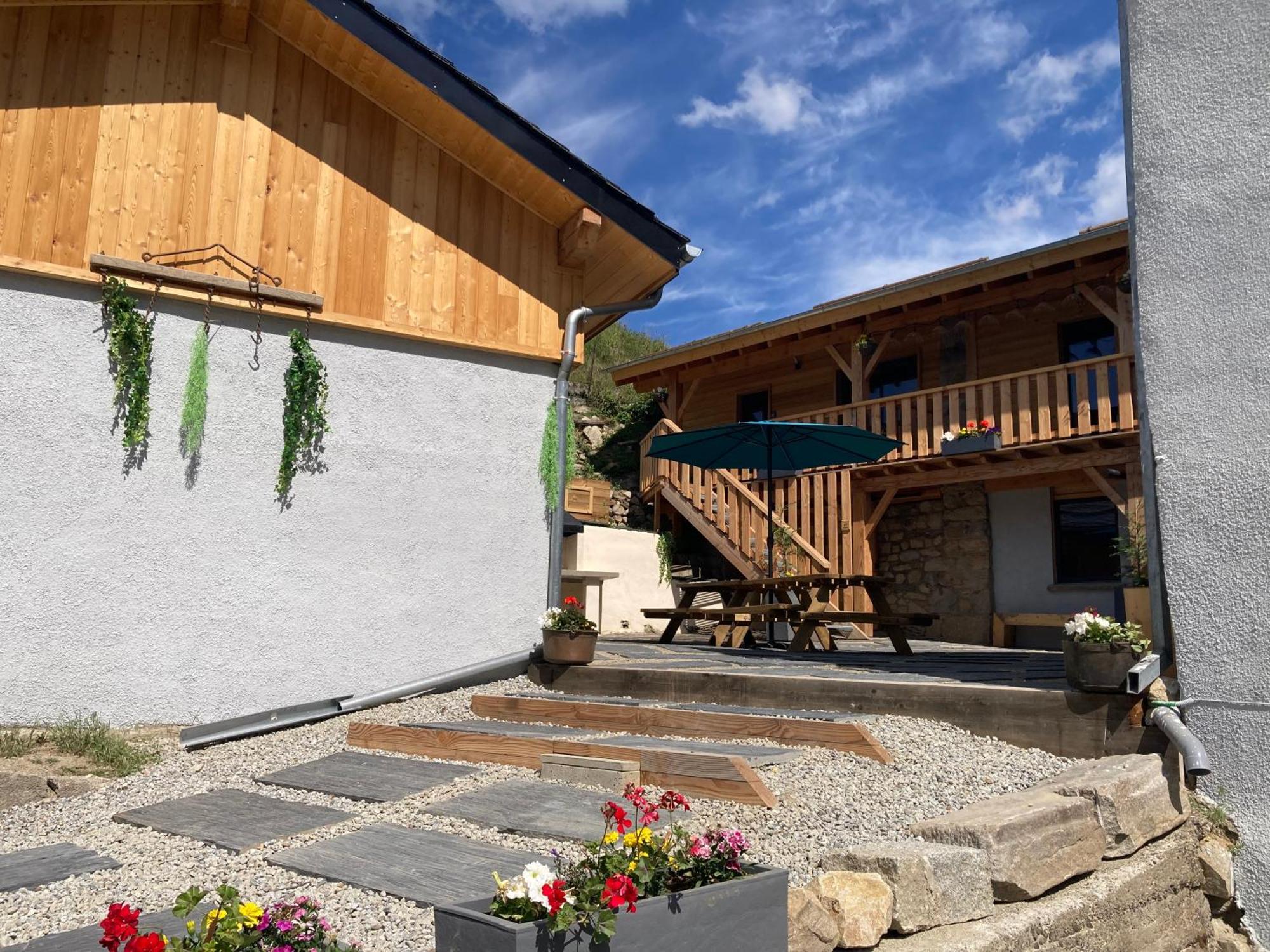 Chalet Melba Le Clos Des Ours Matemale Exteriör bild